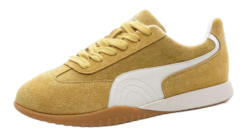 Style 50006 women's casual sneaker by SHI JI FOOTWEAR, style 50006