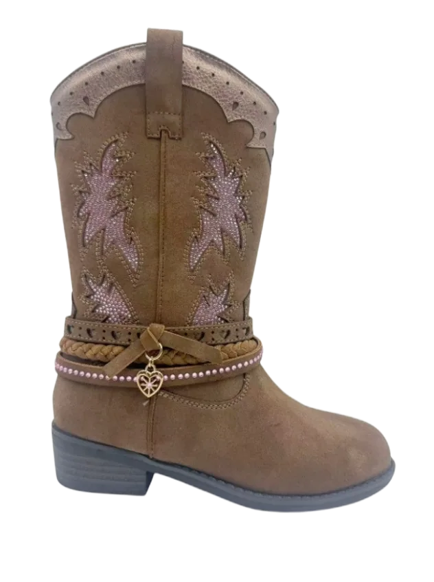 Children's shoes 021 by SHI JI FOOTWEAR, style K021