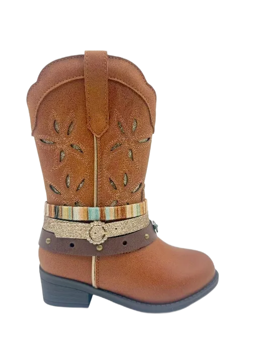 Children's shoes 025 by SHI JI FOOTWEAR, style K025
