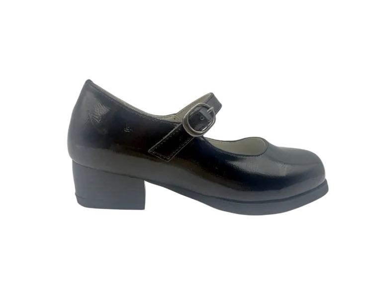 Children's shoes 066 by SHI JI FOOTWEAR, style K066