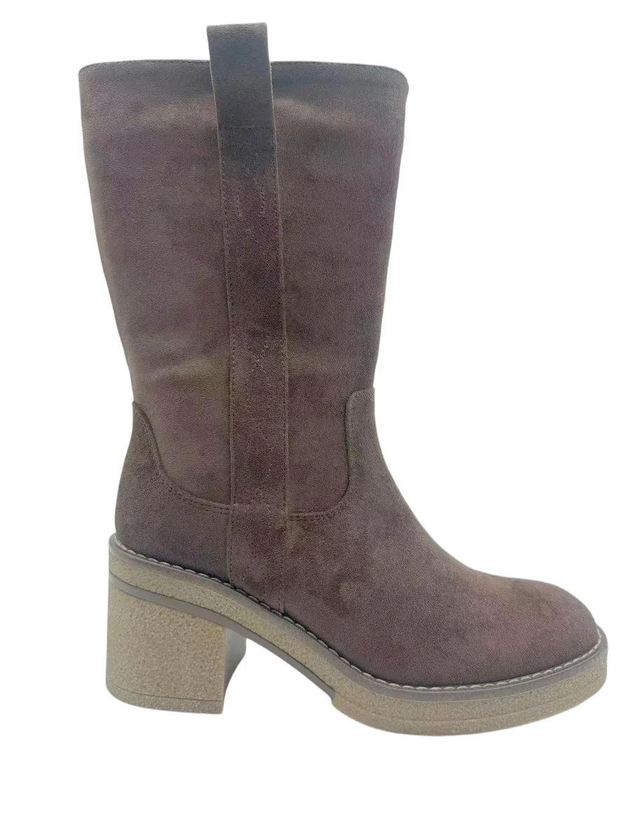 Ladies boots 008 by SHI JI FOOTWEAR, style B008