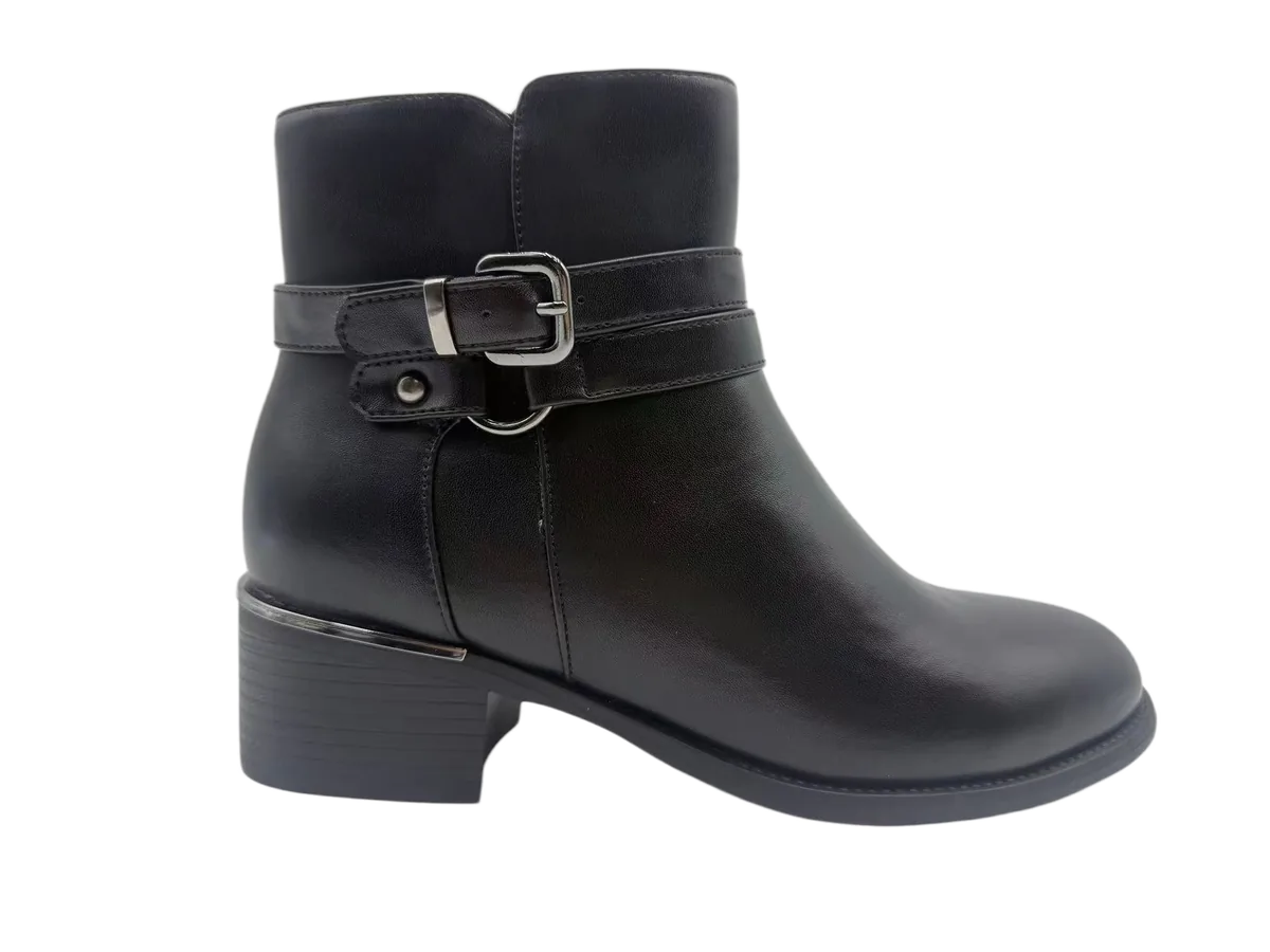 Ladies boots 023 by SHI JI FOOTWEAR, style B023