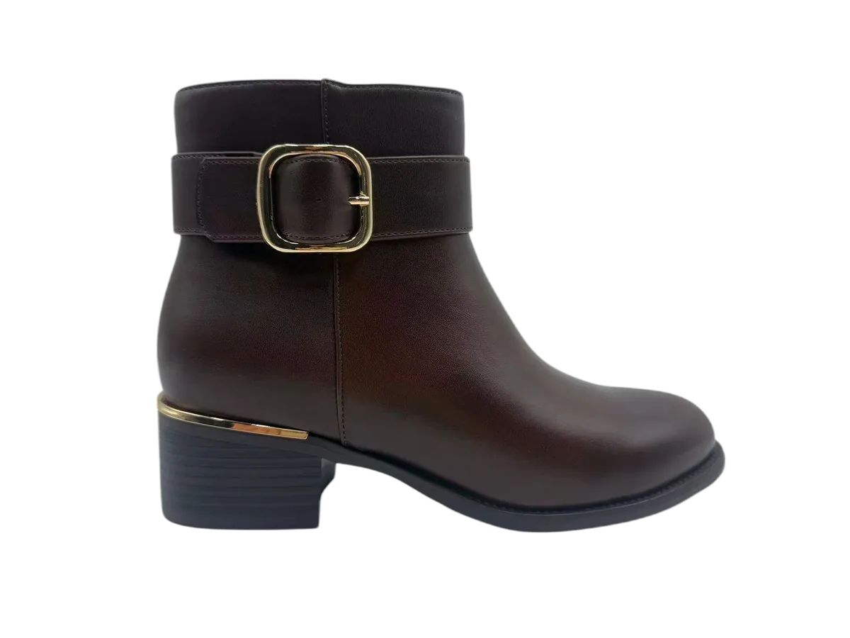 Ladies boots 024 by SHI JI FOOTWEAR, style B024