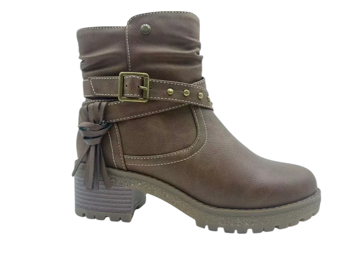 Ladies boots 043 by SHI JI FOOTWEAR, style B043