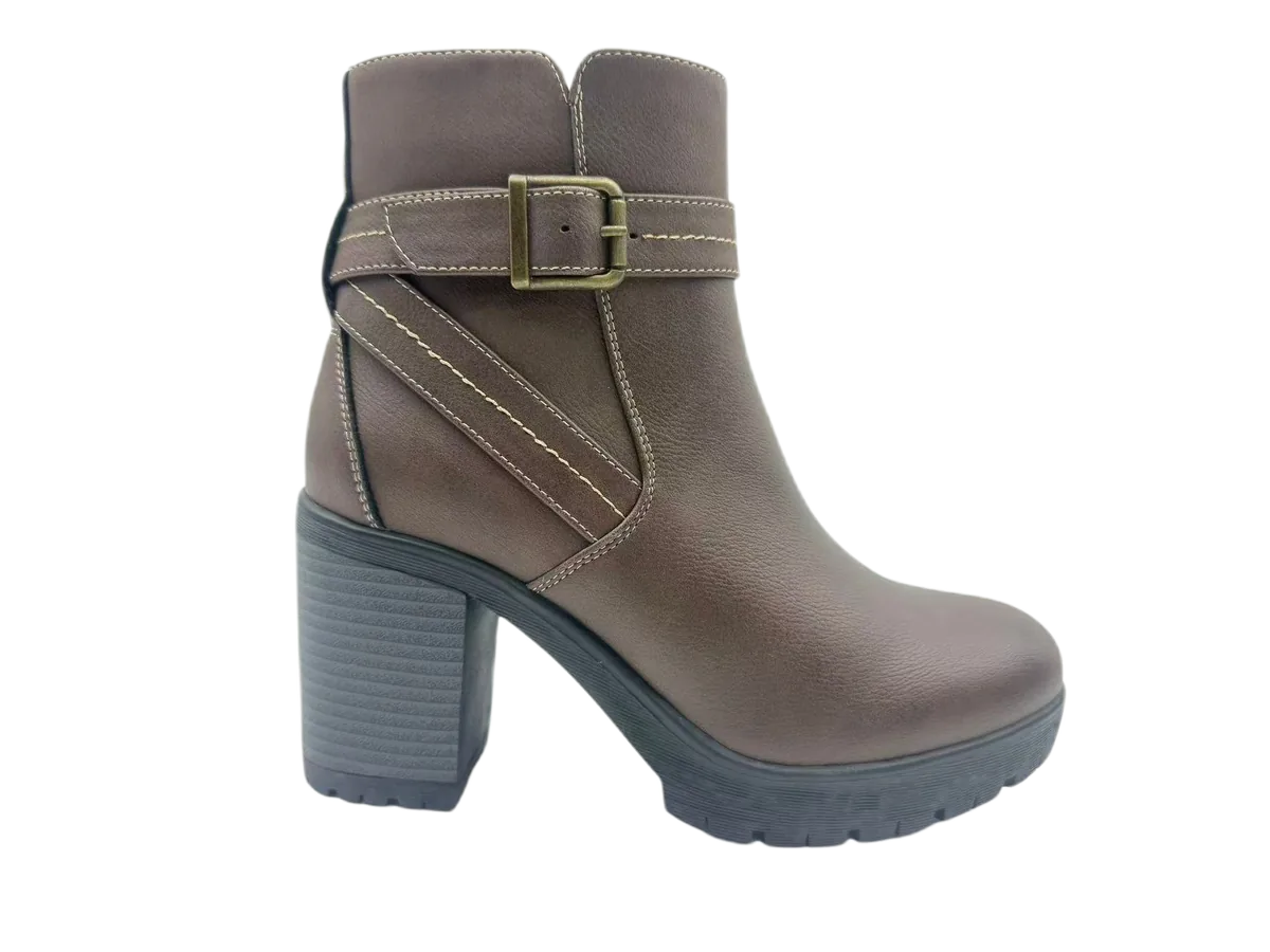 Ladies boots 058 by SHI JI FOOTWEAR, style B058