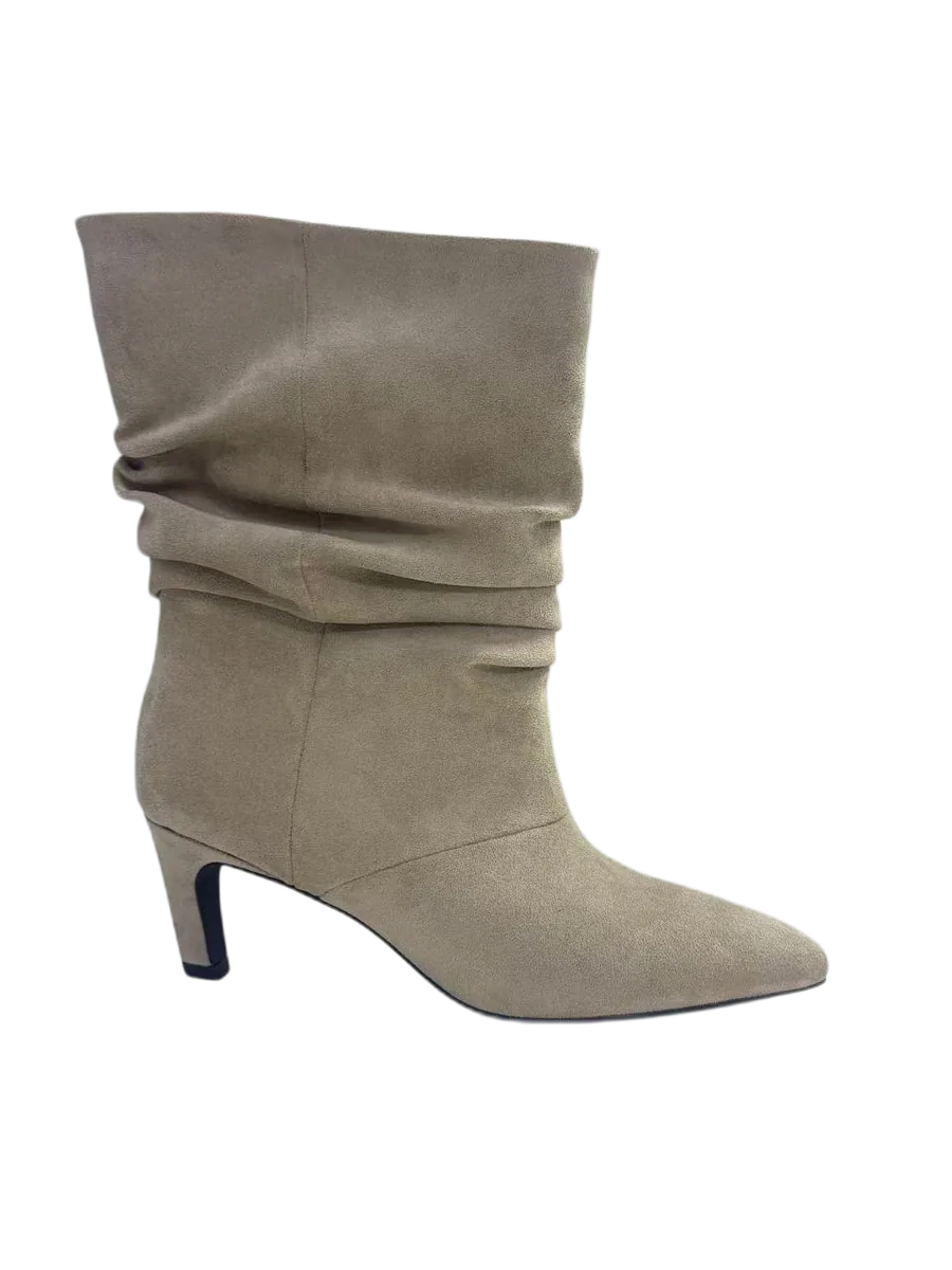 Ladies boots 070 by SHI JI FOOTWEAR, style B070