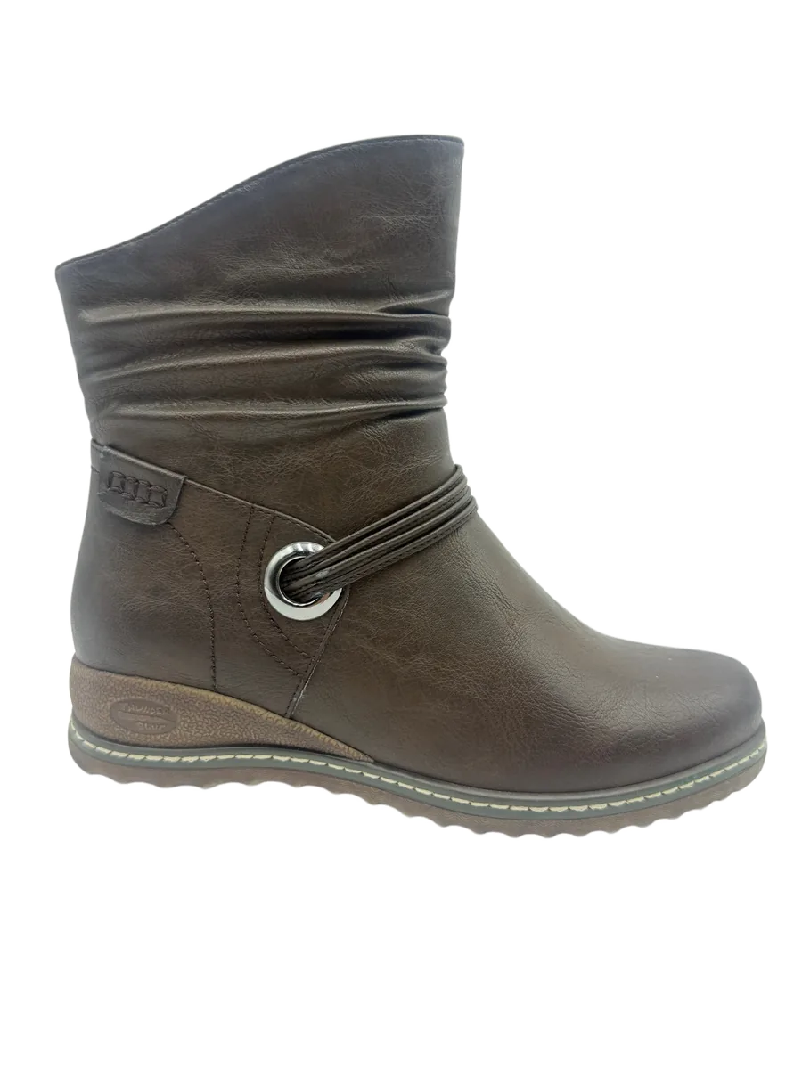 SHI JI footwear style W001