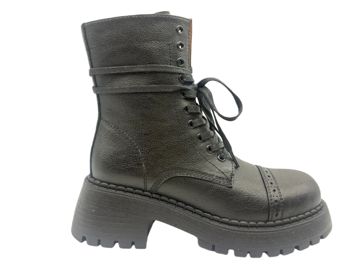 Winter shoes 010 by SHI JI FOOTWEAR, style W010