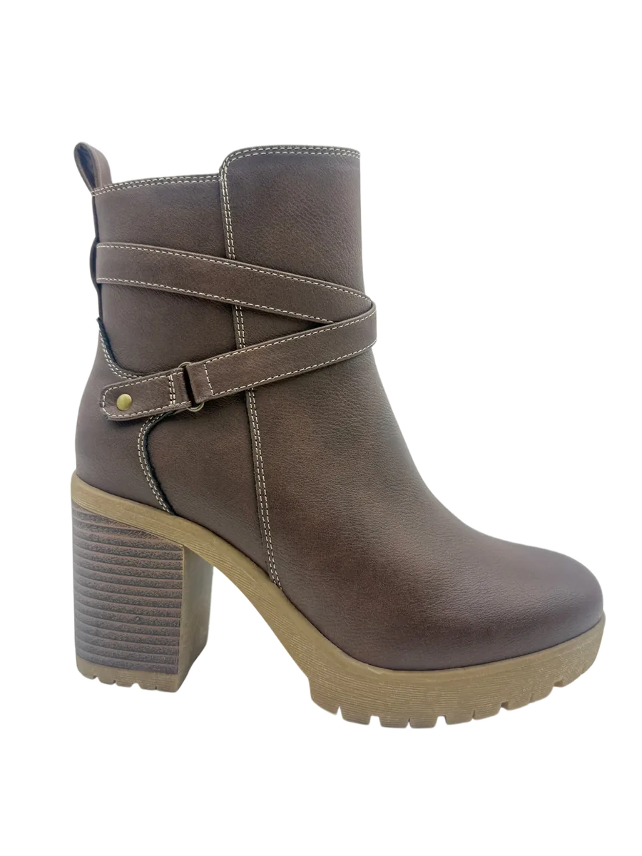 Winter shoes 034 by SHI JI FOOTWEAR, style W034