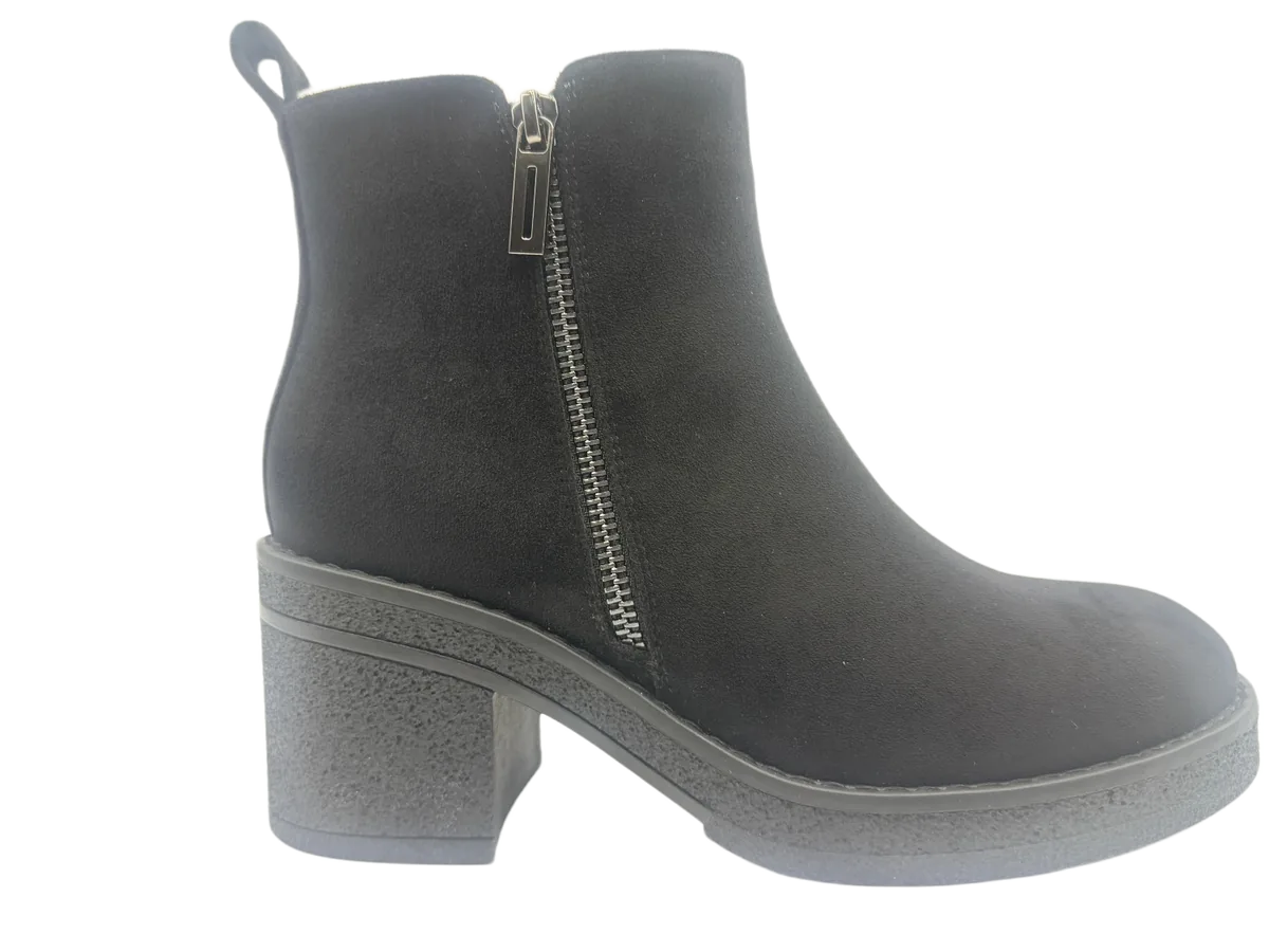 Winter shoes 056 by SHI JI FOOTWEAR, style W056