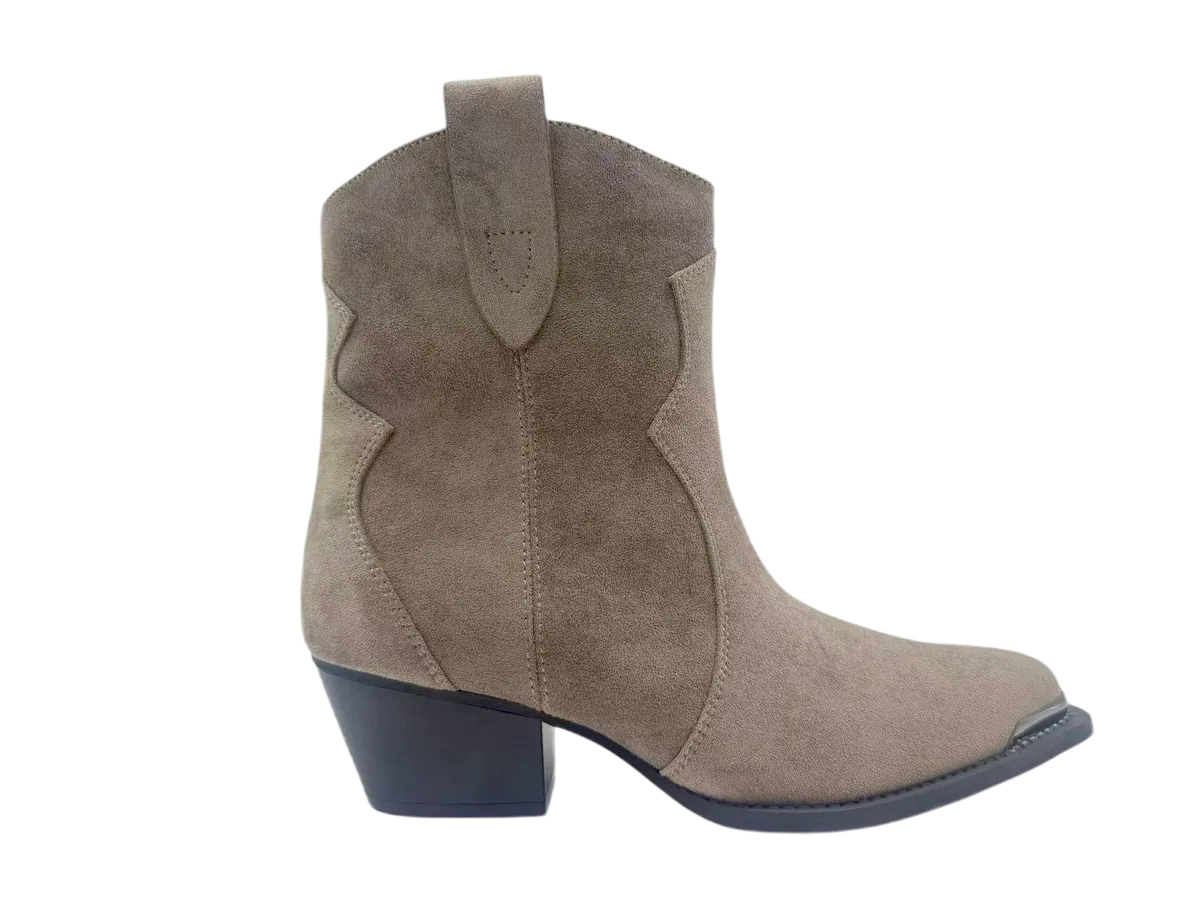 Winter shoes 082 by SHI JI FOOTWEAR, style W082