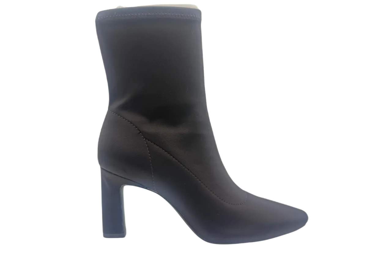 Winter shoes 089 by SHI JI FOOTWEAR, style W089