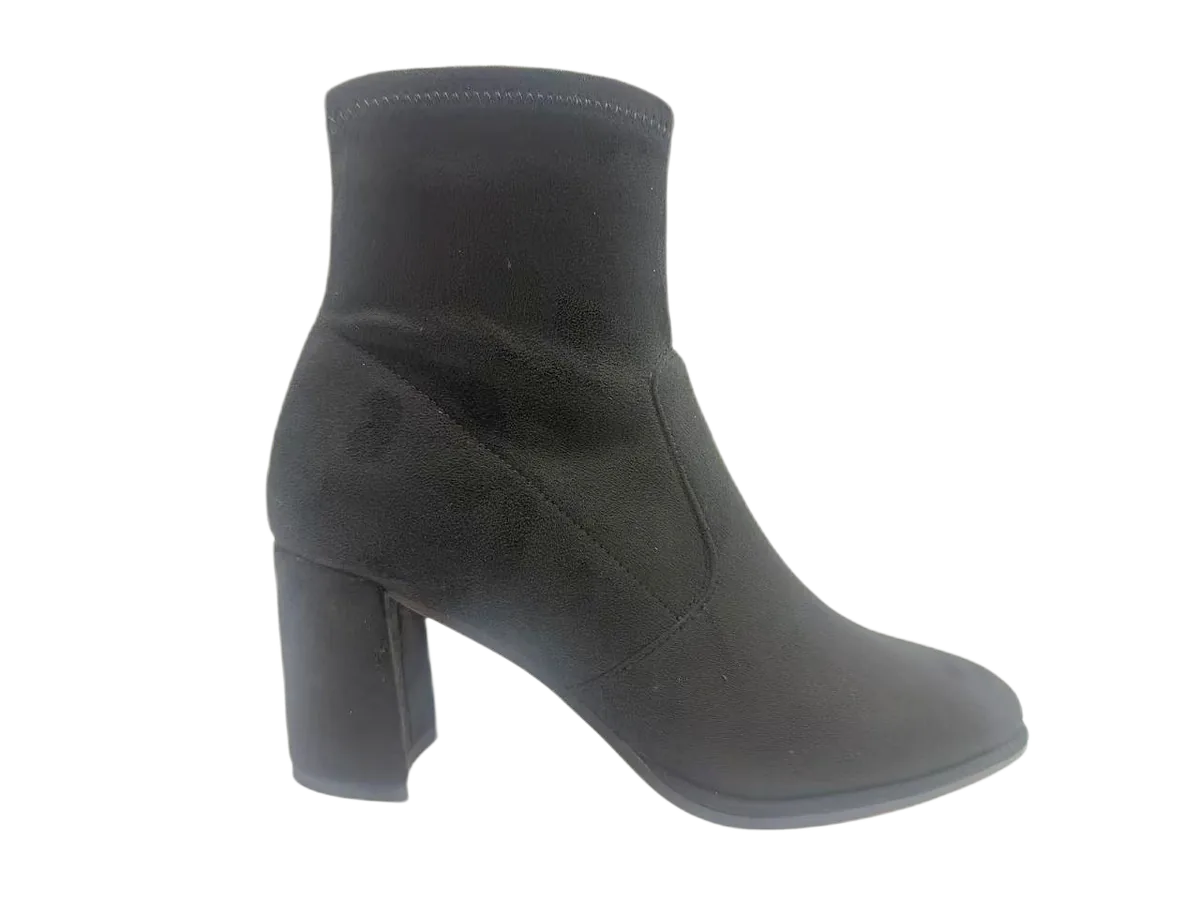 Winter shoes 104 by SHI JI FOOTWEAR, style W104