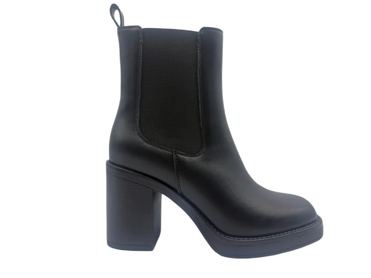 Winter shoes 112 by SHI JI FOOTWEAR, style W112