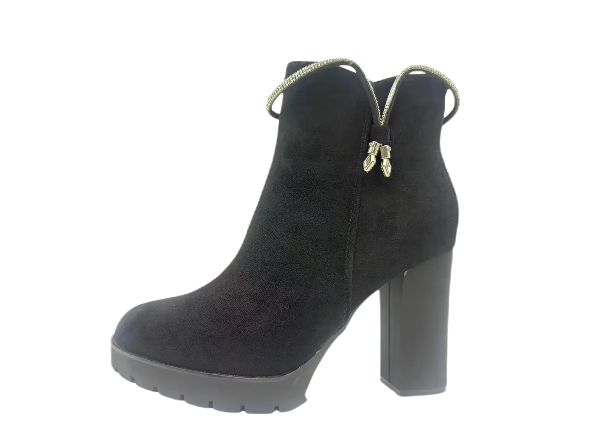 Winter shoes 119 by SHI JI FOOTWEAR, style W119
