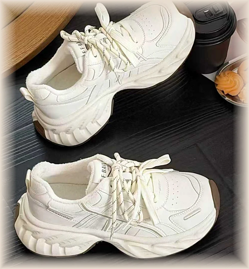 Style HW6625R1 women's sneaker by SHI JI FOOTWEAR, style HW6625R1